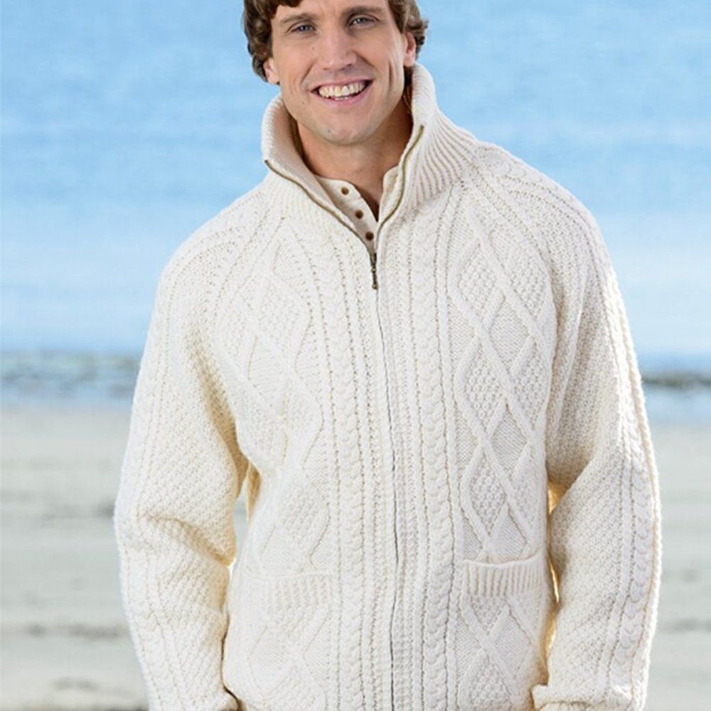 NWT Aran Island  100% Merino Wool Handmade Men’s‎ Cardigan  S Ireland